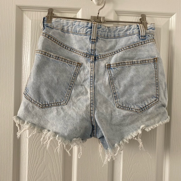 blue denim shorts - Picture 4 of 14